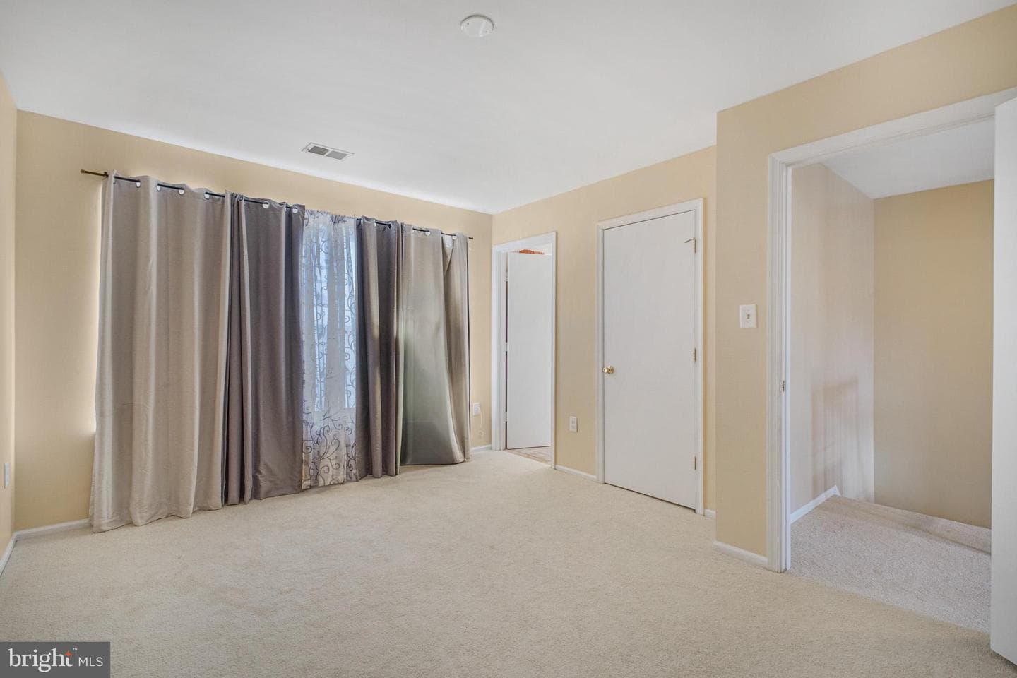 213 Lakeview Court photo 16