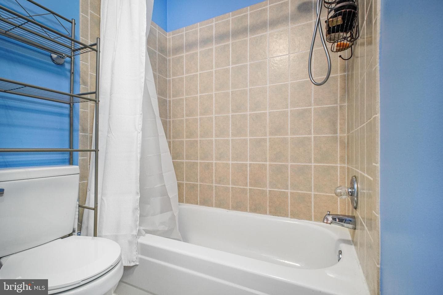 213 Lakeview Court photo 30