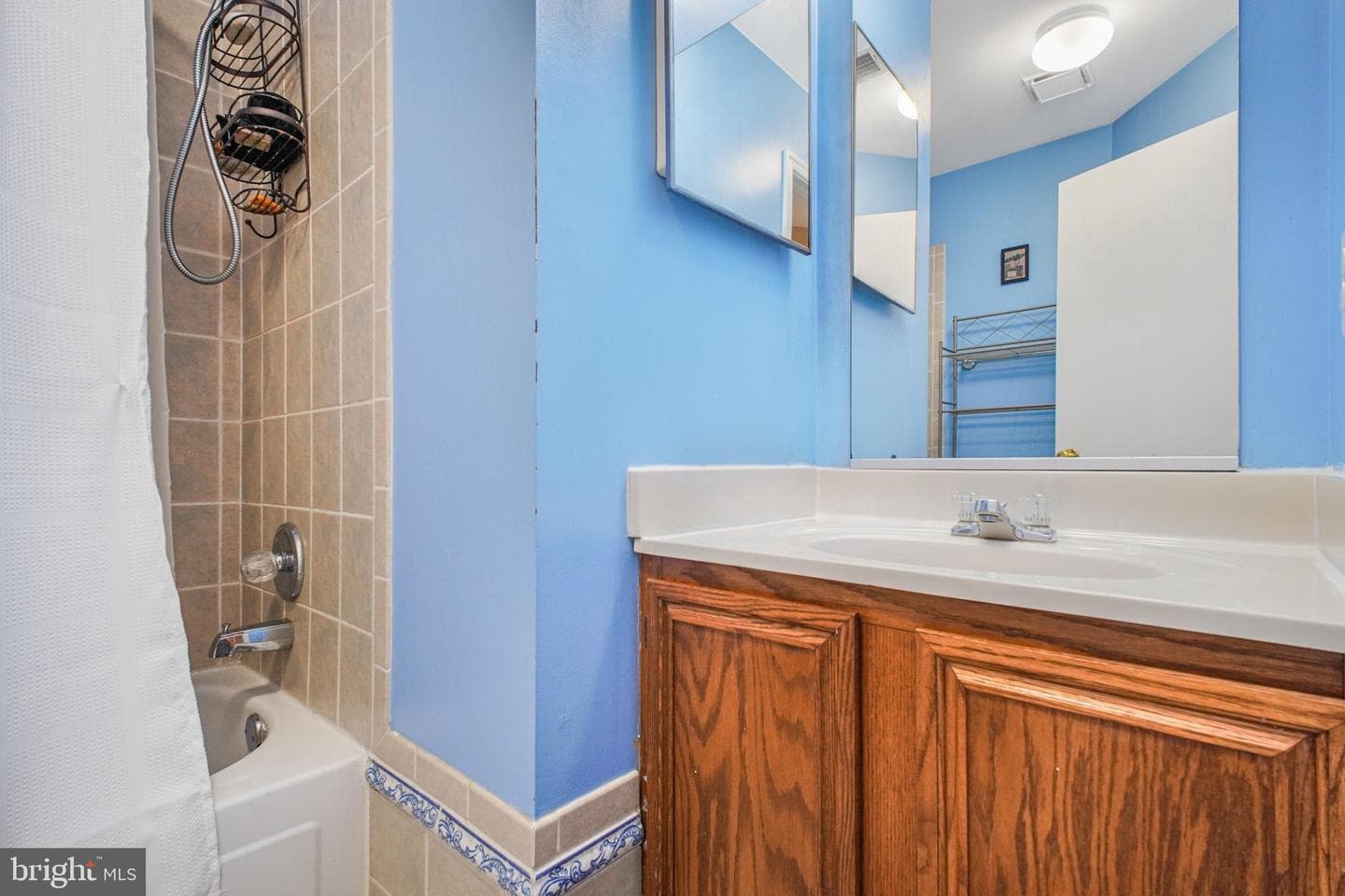 213 Lakeview Court photo 31