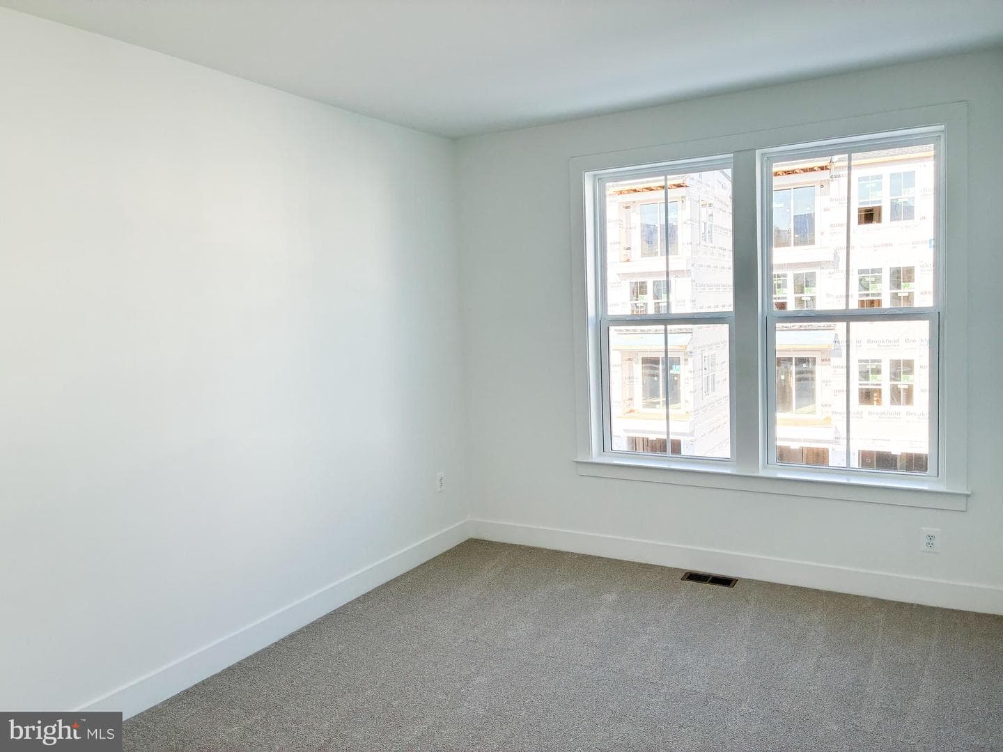 76 Valerian Loop #1 photo 11
