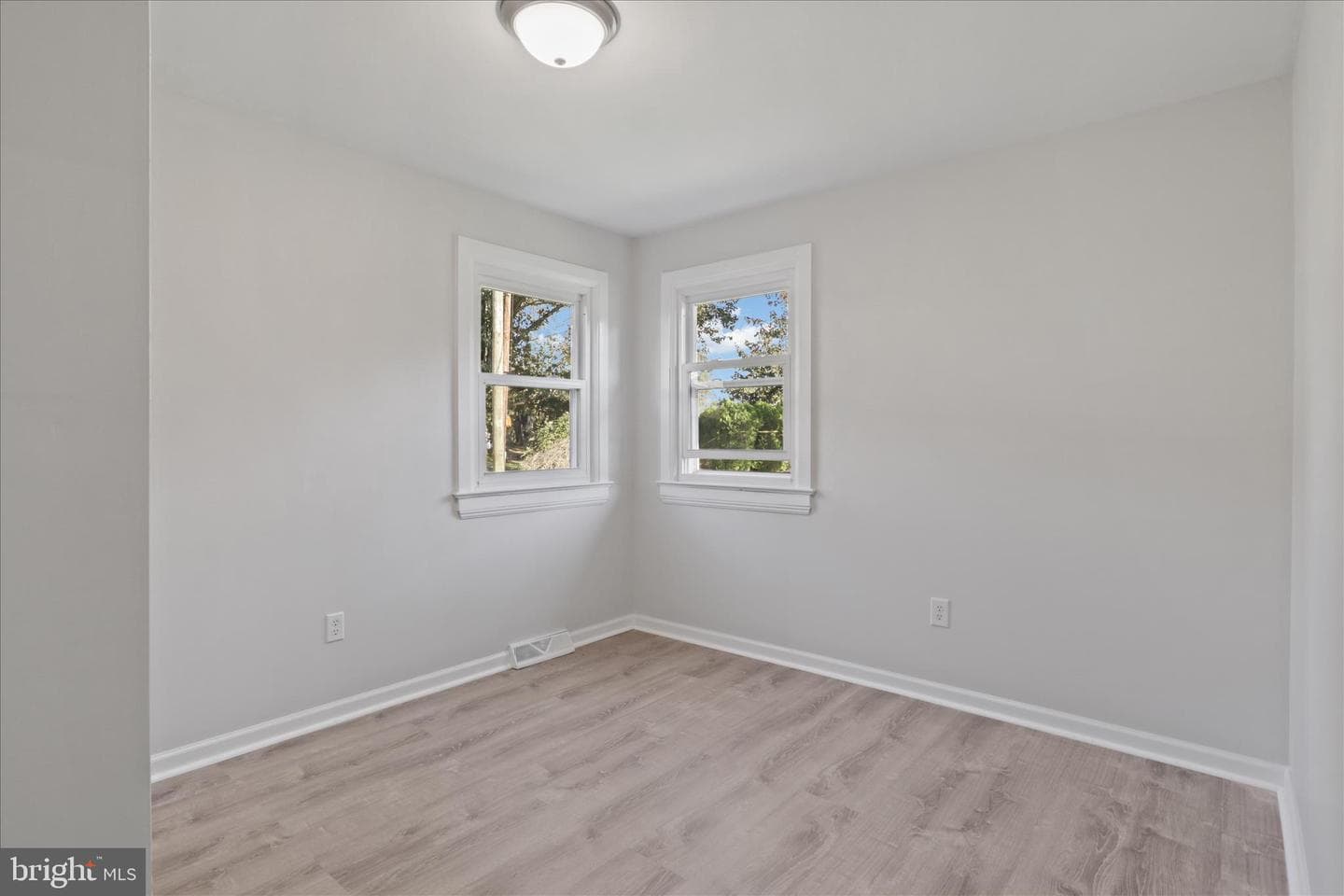 347 Forest Lane Road photo 23