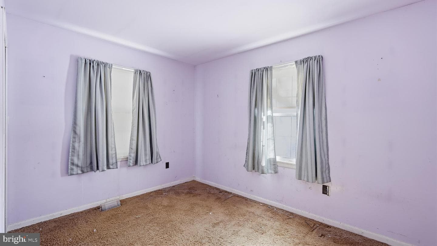 210 Austin Drive photo 10
