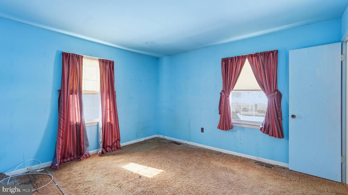 210 Austin Drive photo 12