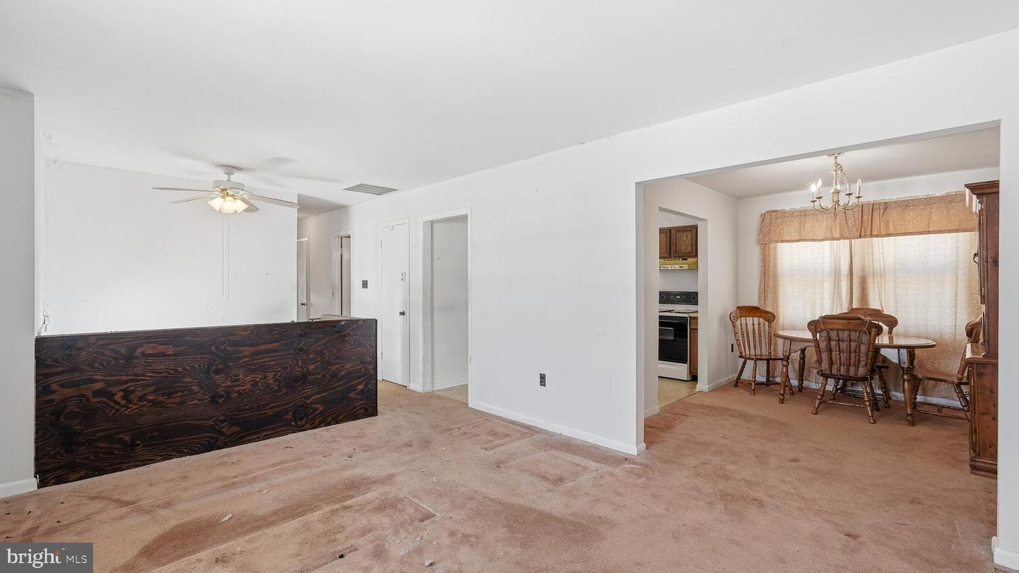210 Austin Drive photo 5