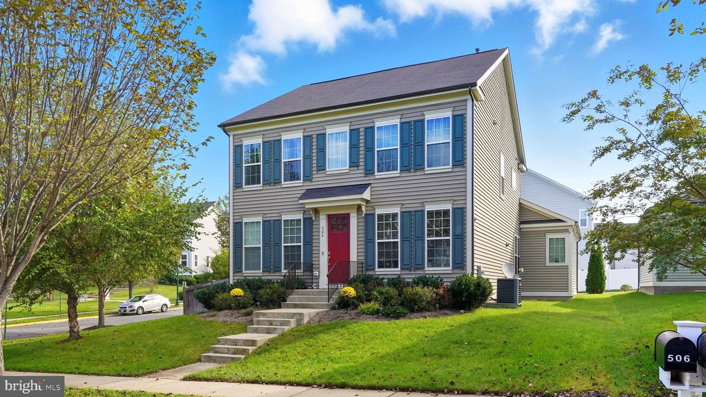 506 Apricot Street photo 2
