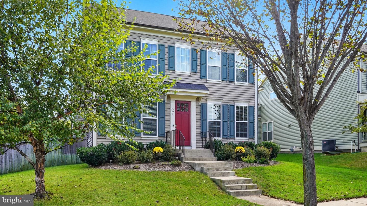 506 Apricot Street photo 3