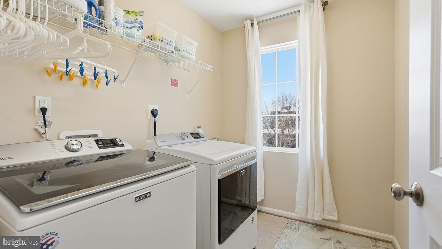 506 Apricot Street photo 33