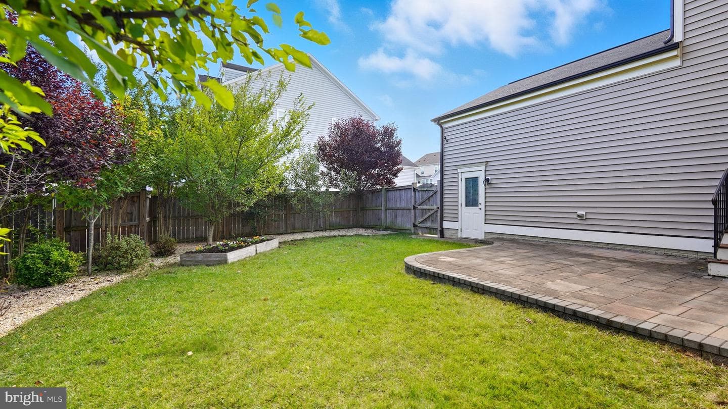 506 Apricot Street photo 43