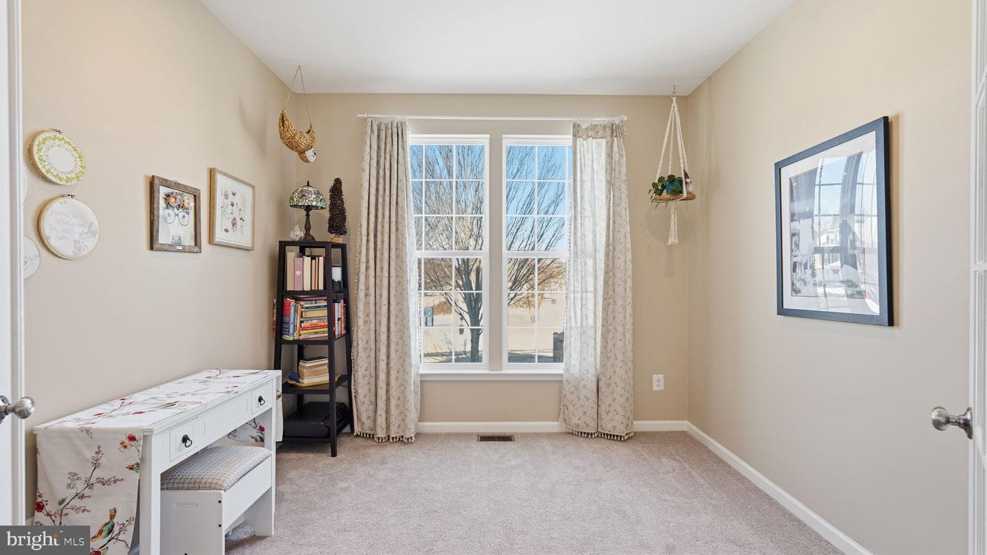 506 Apricot Street photo 5