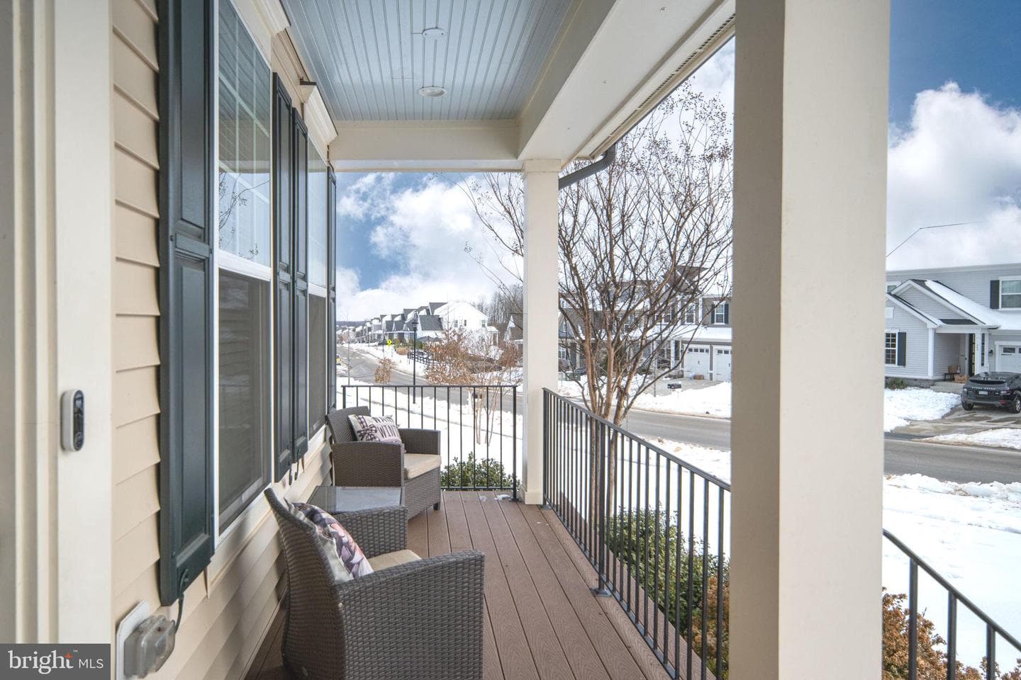 568 Coastal Avenue photo 10