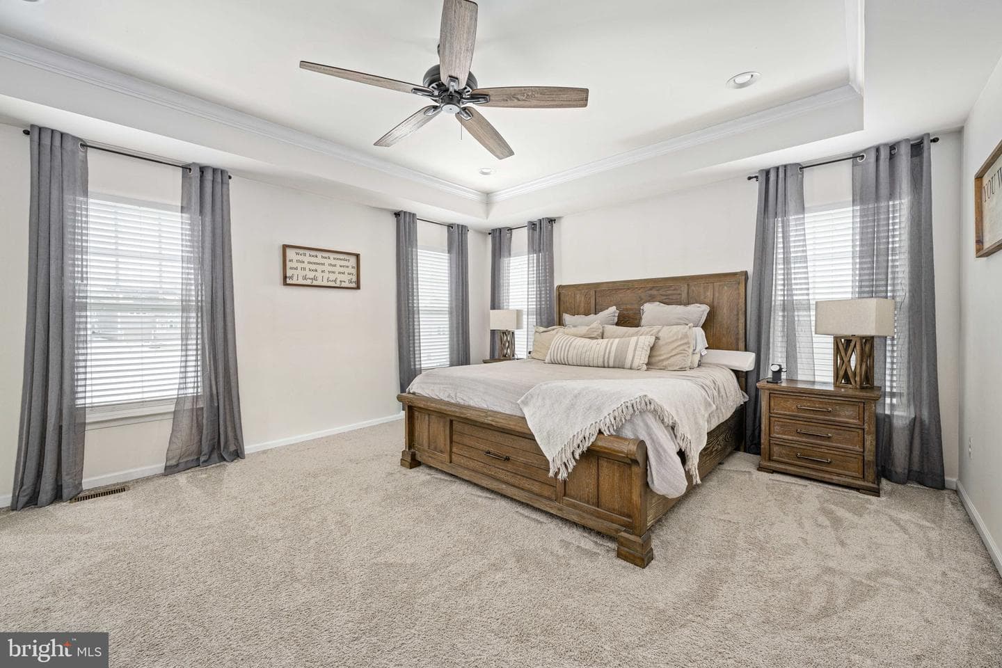 568 Coastal Avenue photo 39