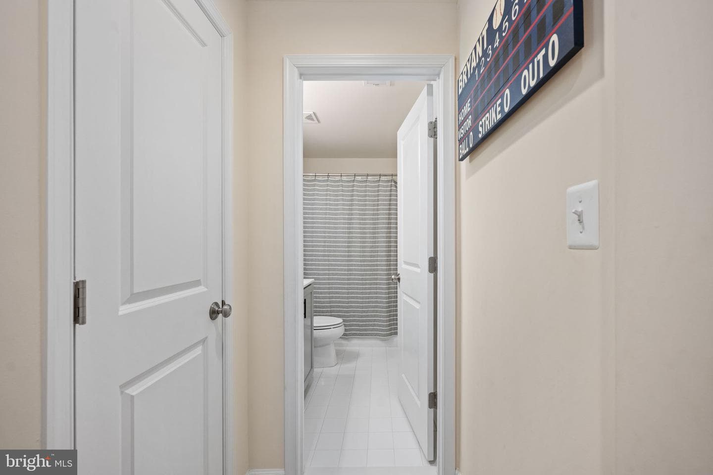 568 Coastal Avenue photo 55