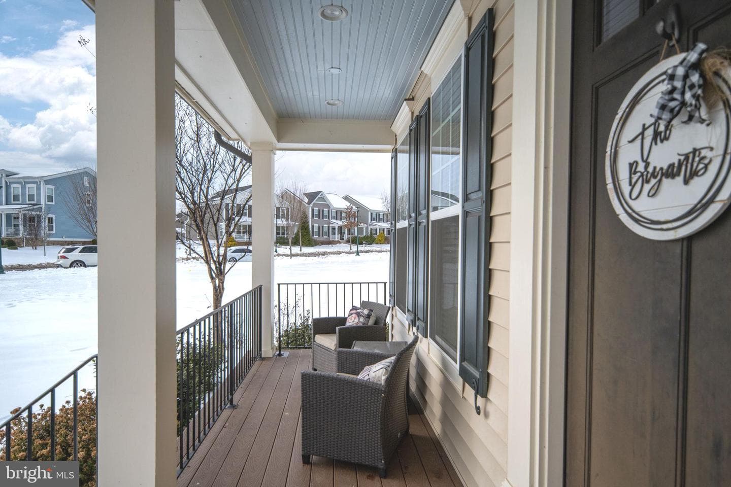 568 Coastal Avenue photo 9