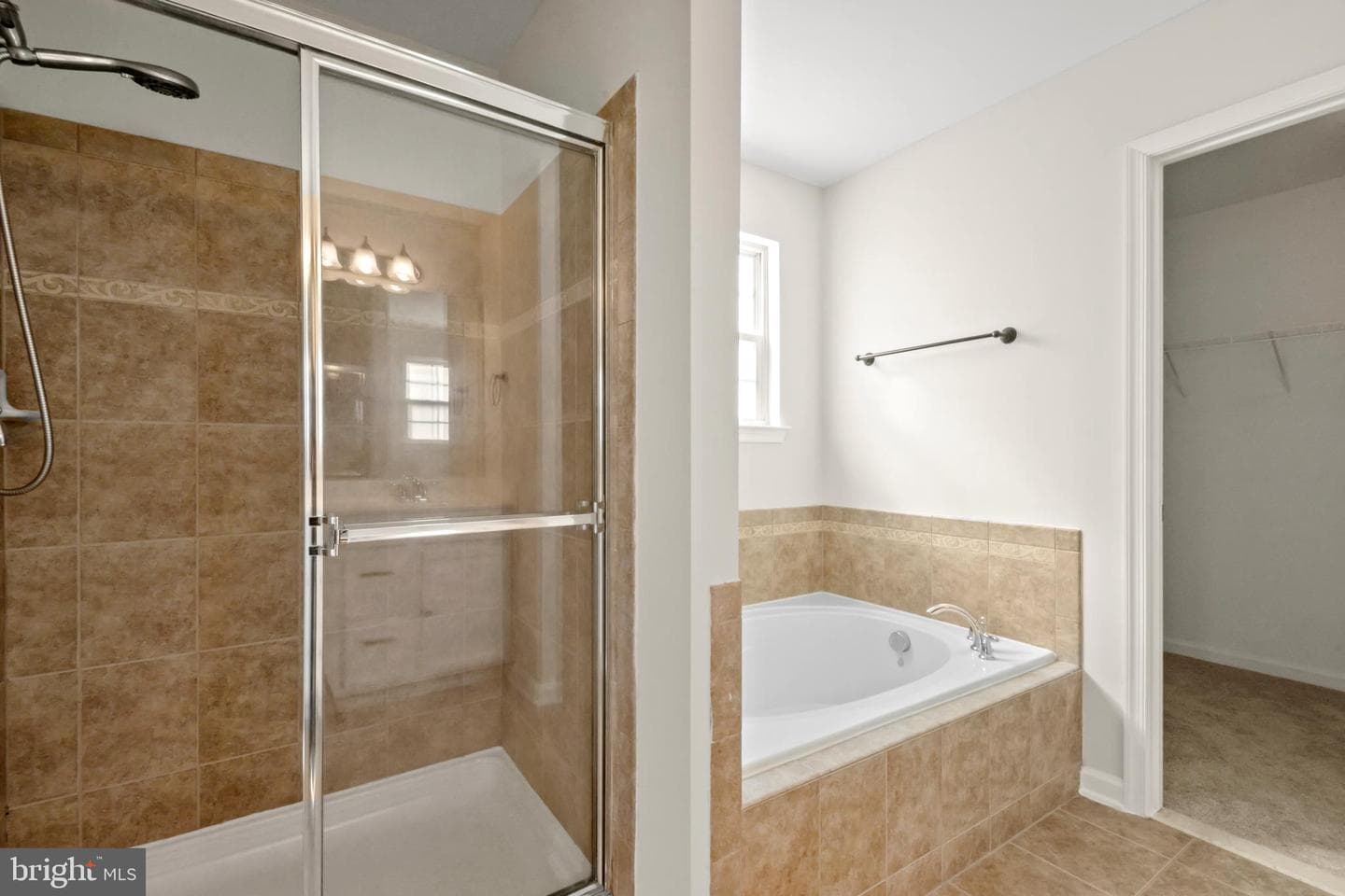 20 Manorwood Drive photo 24