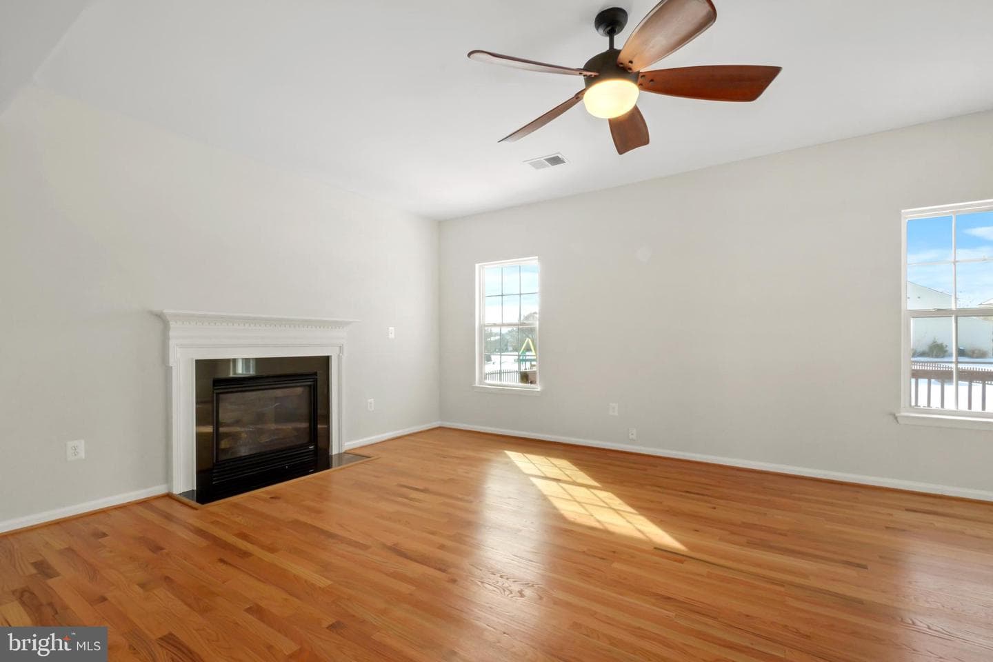20 Manorwood Drive photo 8