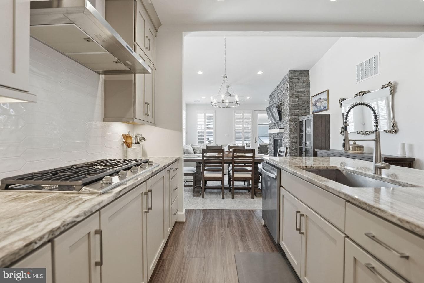 151 Windflower Way photo 8