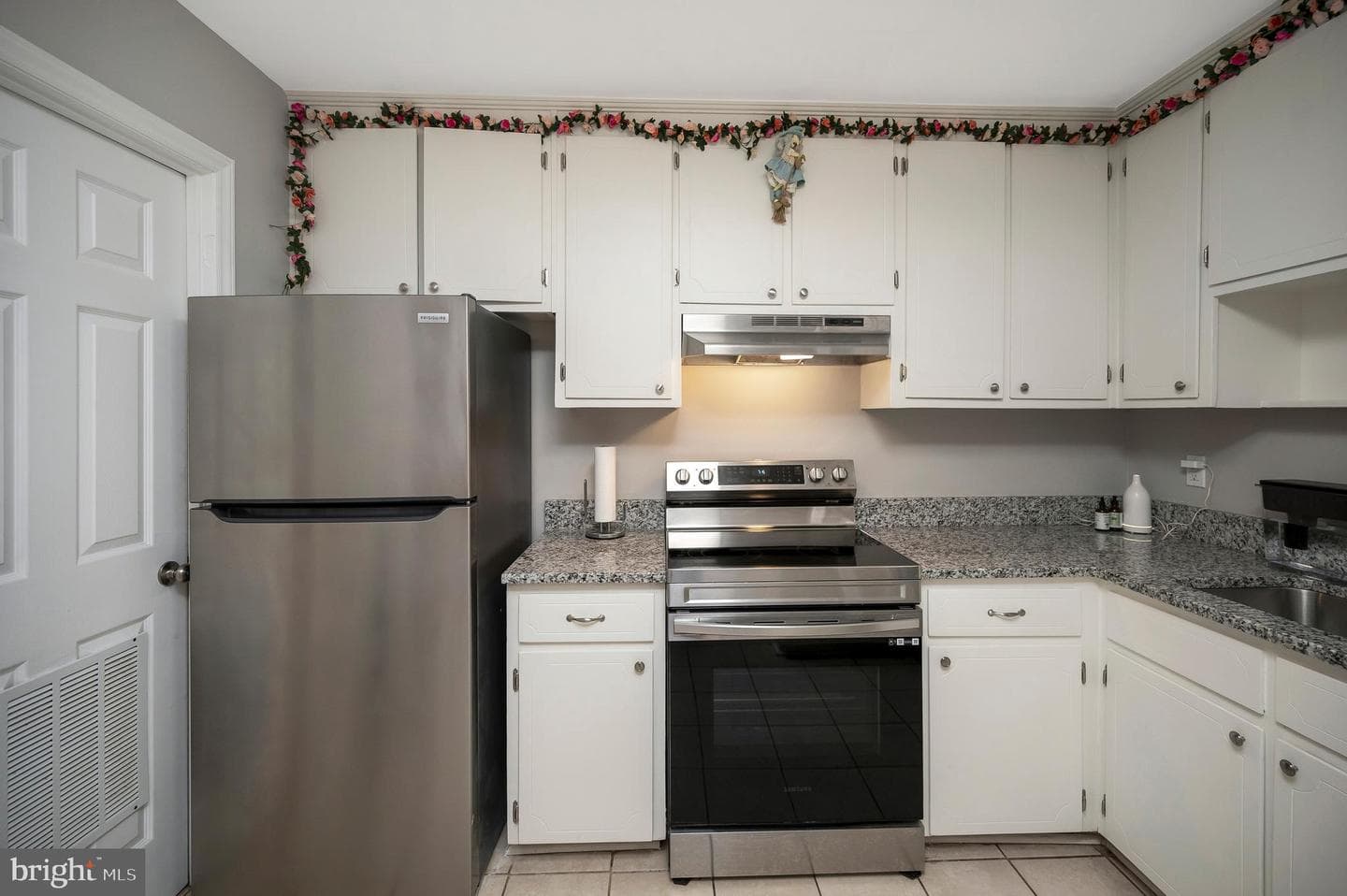 1609 Meadow Drive photo 12