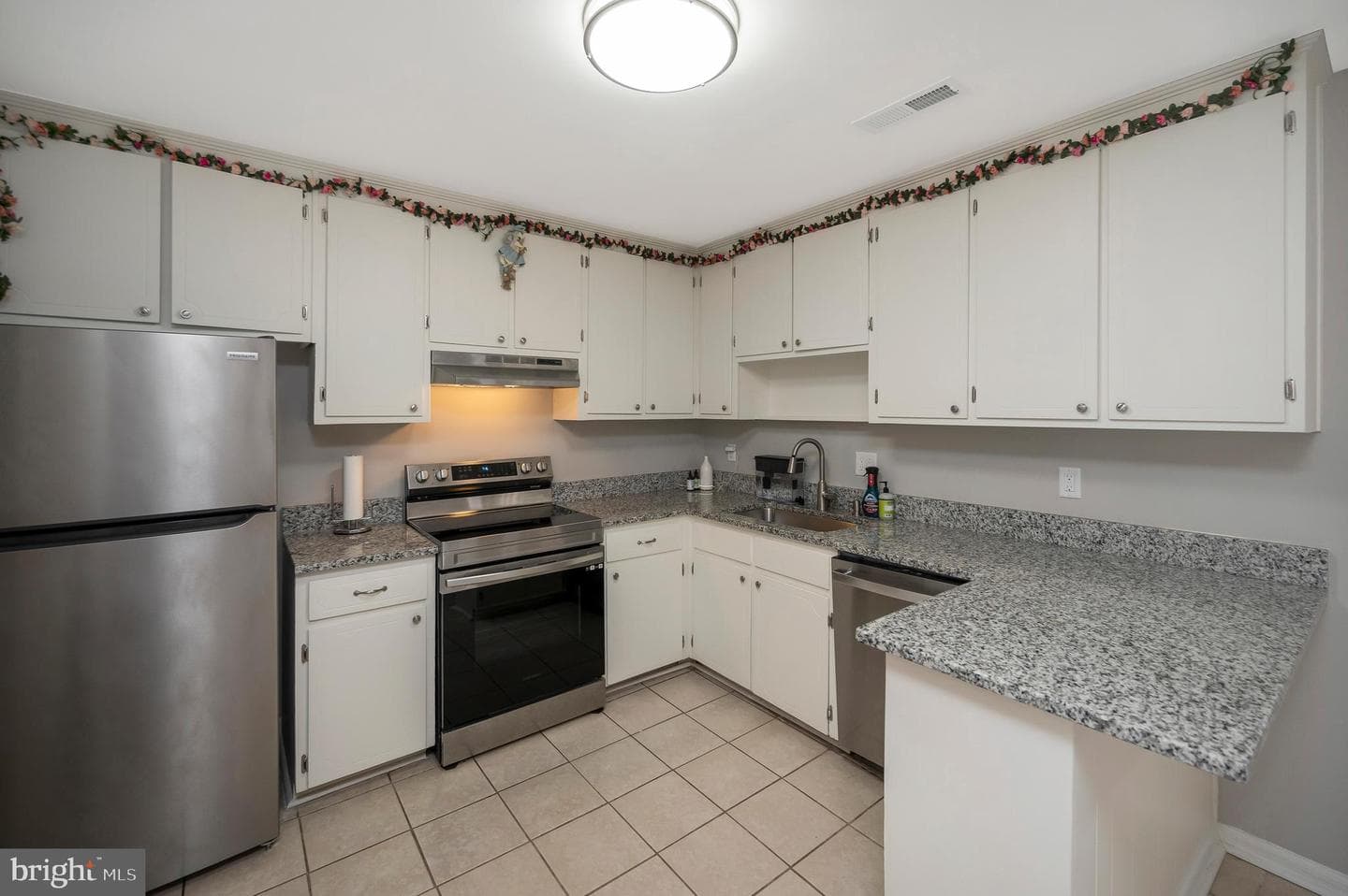1609 Meadow Drive photo 14