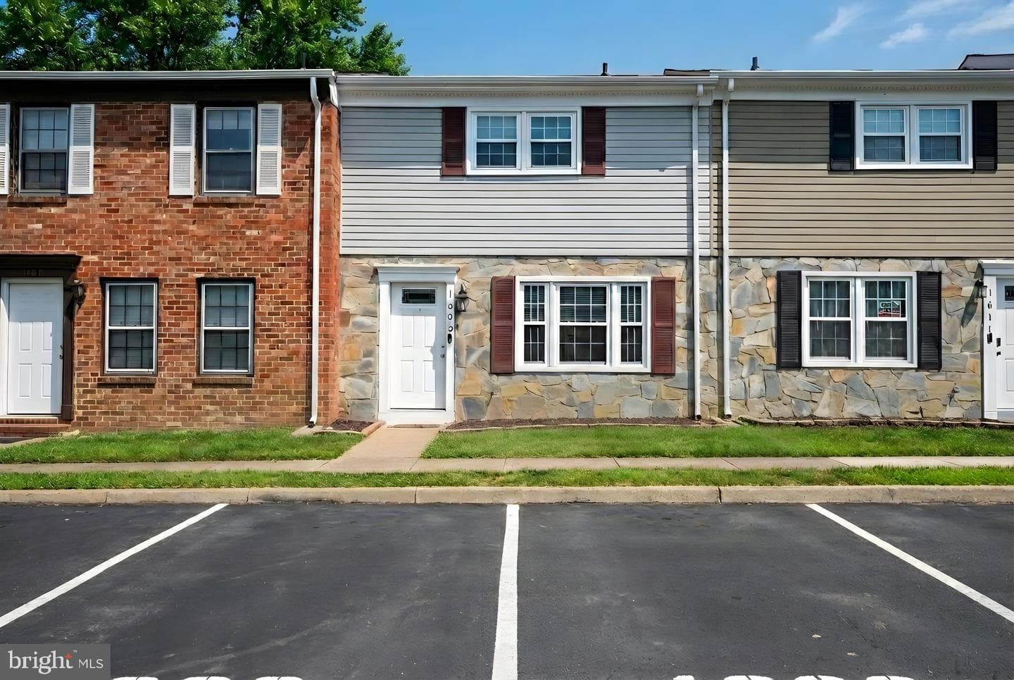 1609 Meadow Drive photo 2