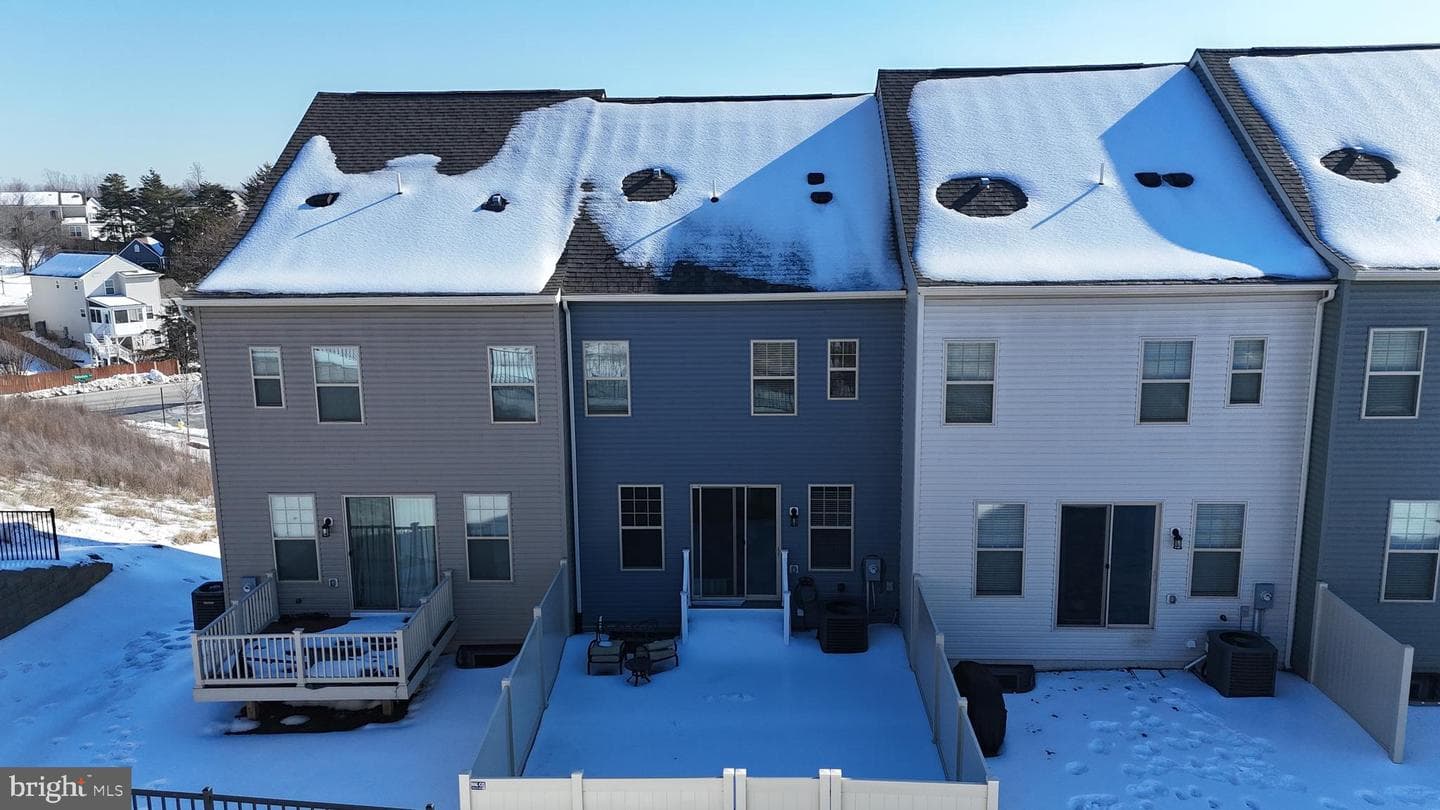 152 Whitson Woods Place photo 37