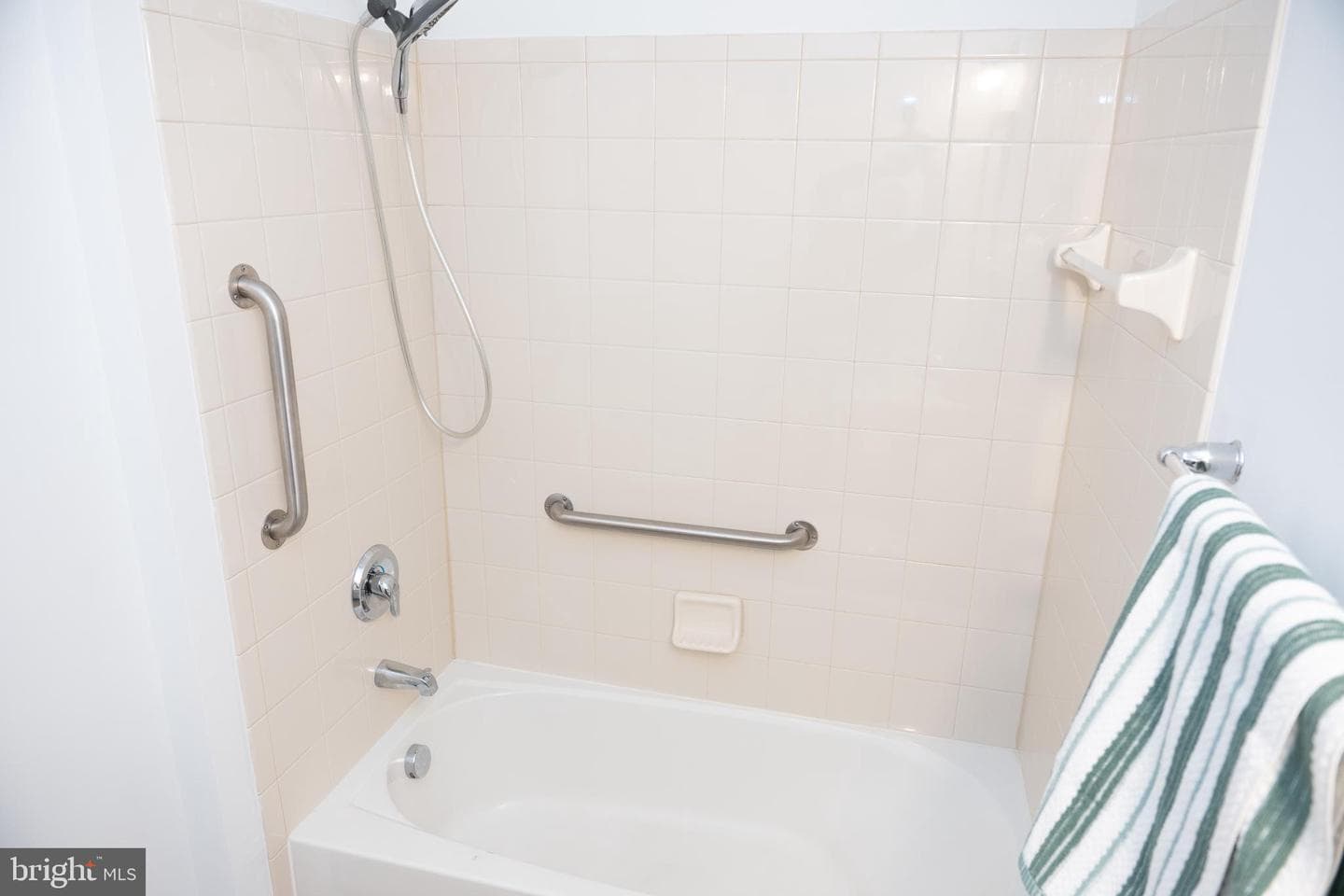 30 Hunting Creek Lane photo 18