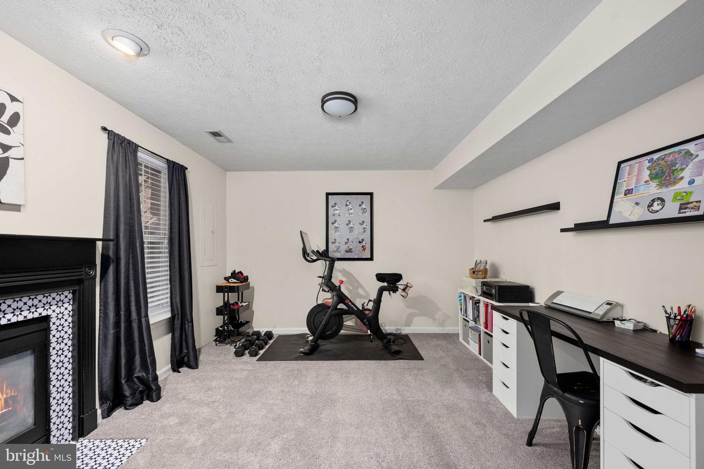 207 Healy Court photo 32