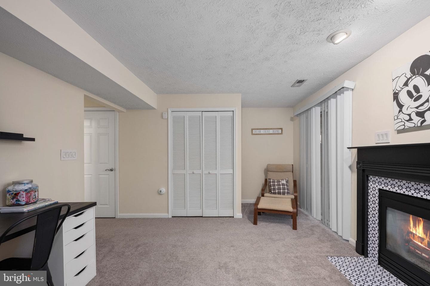 207 Healy Court photo 33