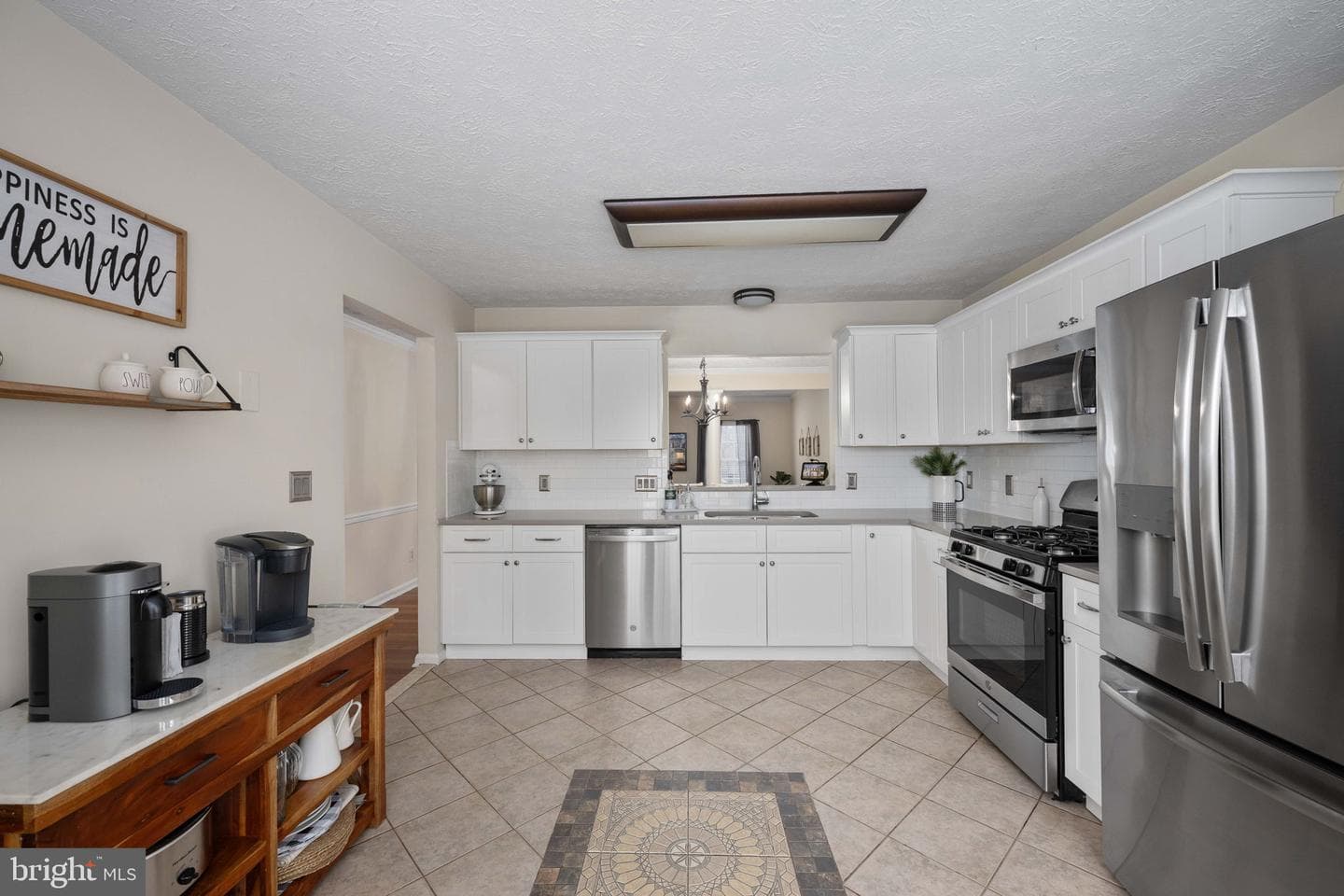 207 Healy Court photo 7
