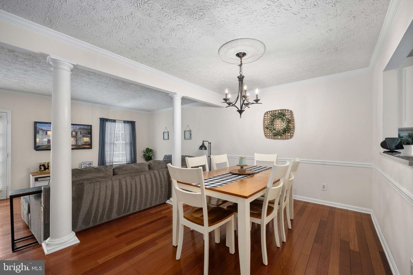 207 Healy Court photo 9