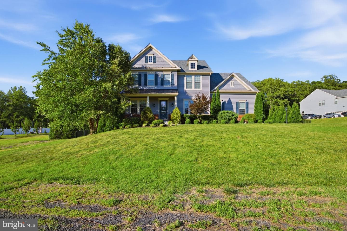 40 Edgewater Drive photo 3