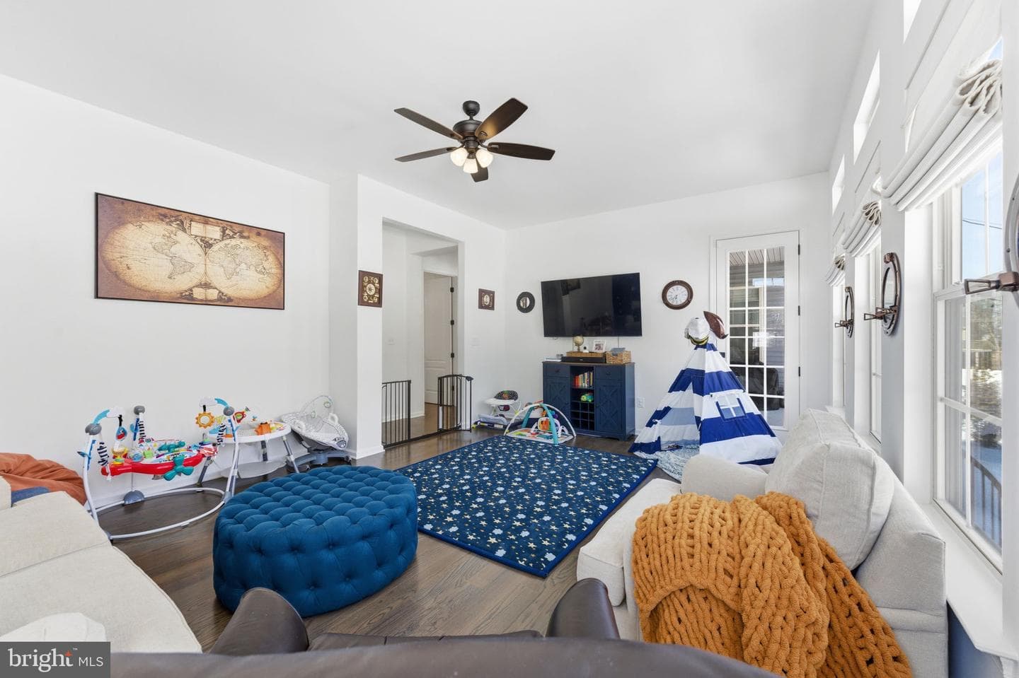 40 Edgewater Drive photo 36