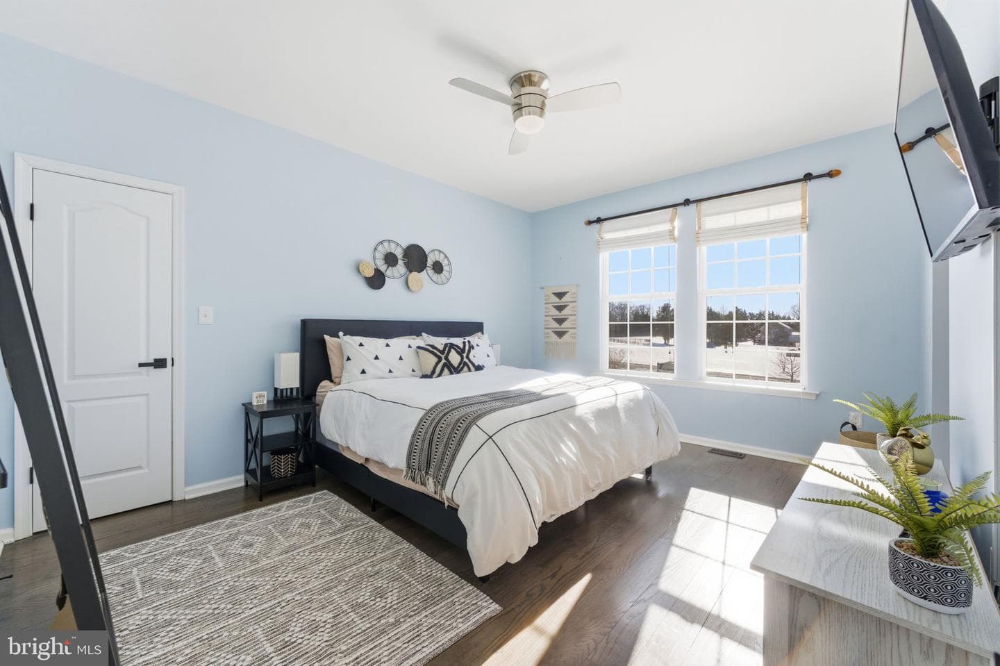 40 Edgewater Drive photo 54