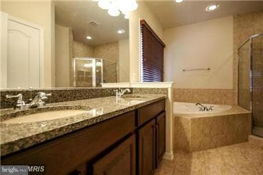4 Charter Gate Drive photo 12