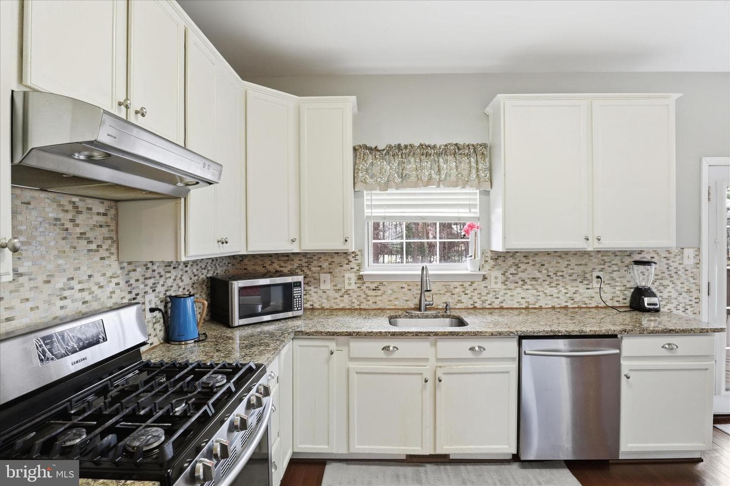 44 Catherine Lane photo 10