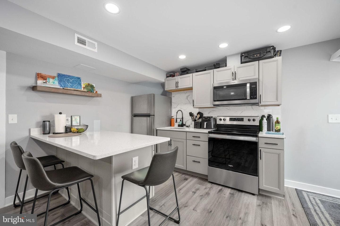 14 Carol Street photo 45