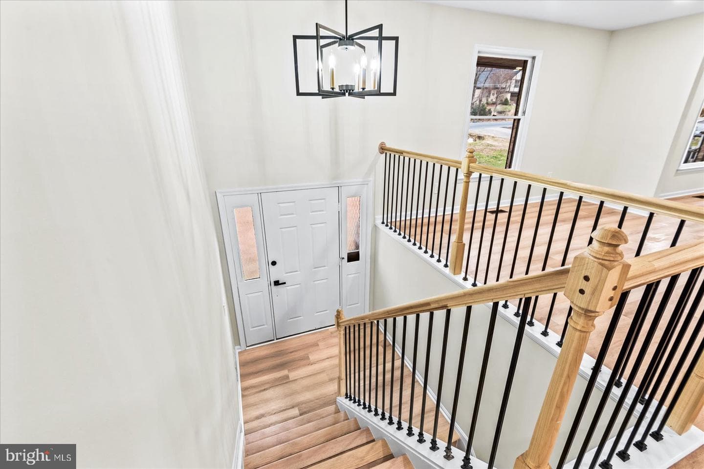 1210 Richmond Drive photo 7