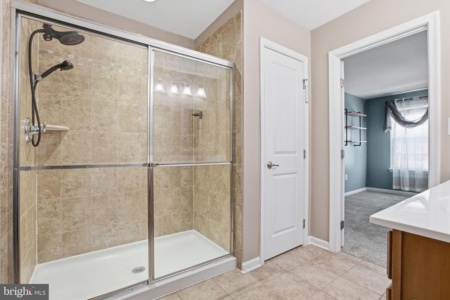 38 Taylors Hill Way photo 14