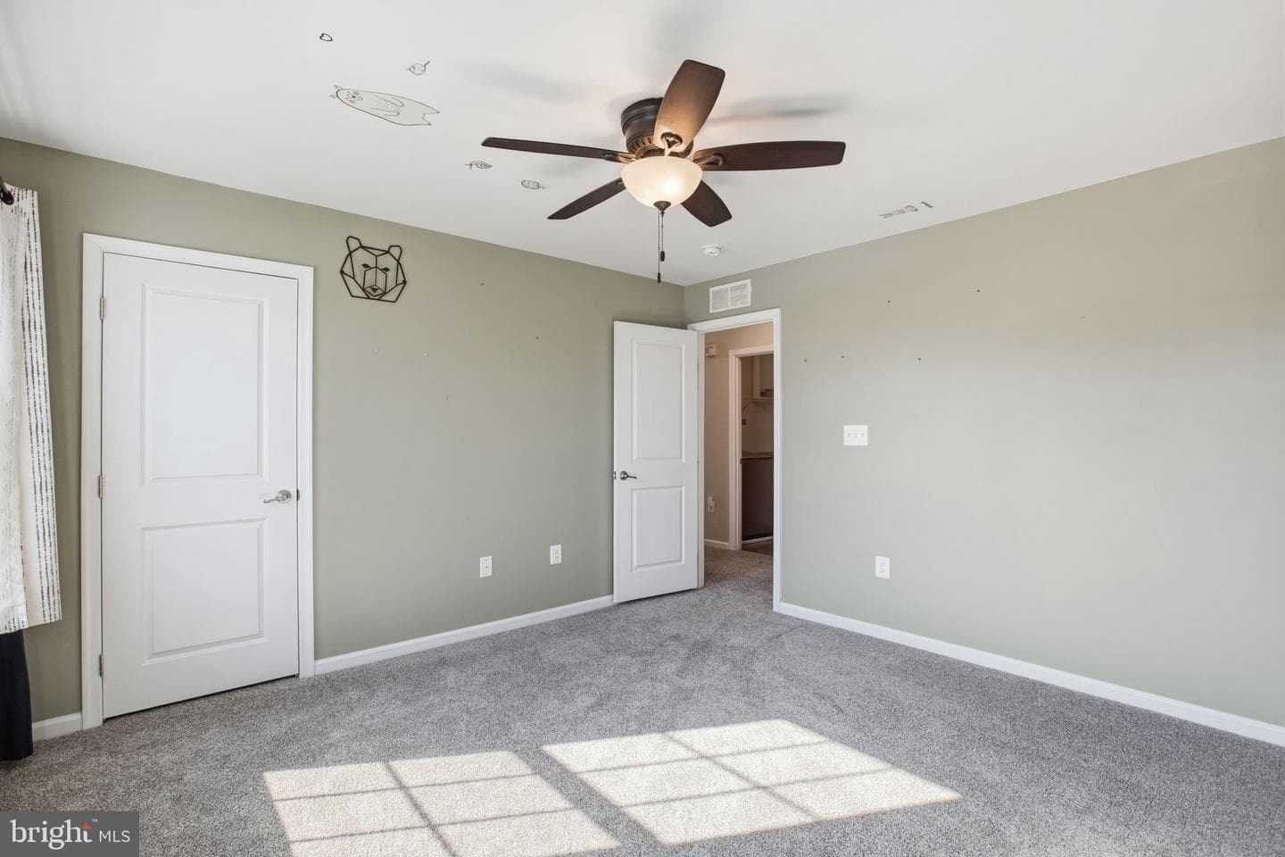 38 Taylors Hill Way photo 17