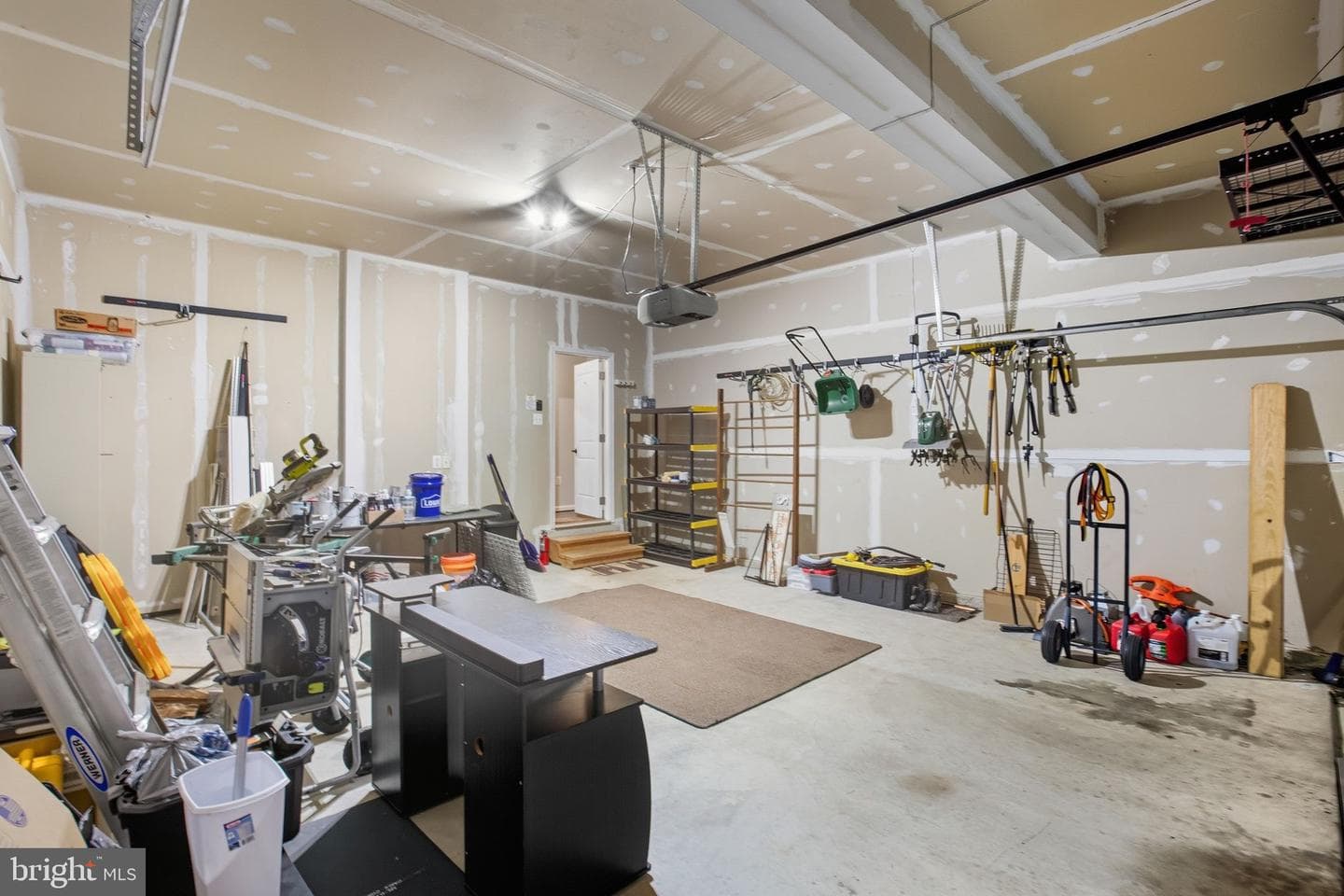 38 Taylors Hill Way photo 35