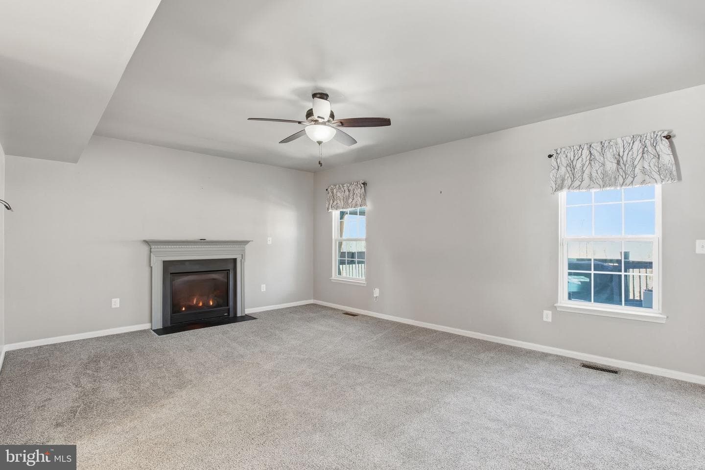 38 Taylors Hill Way photo 5