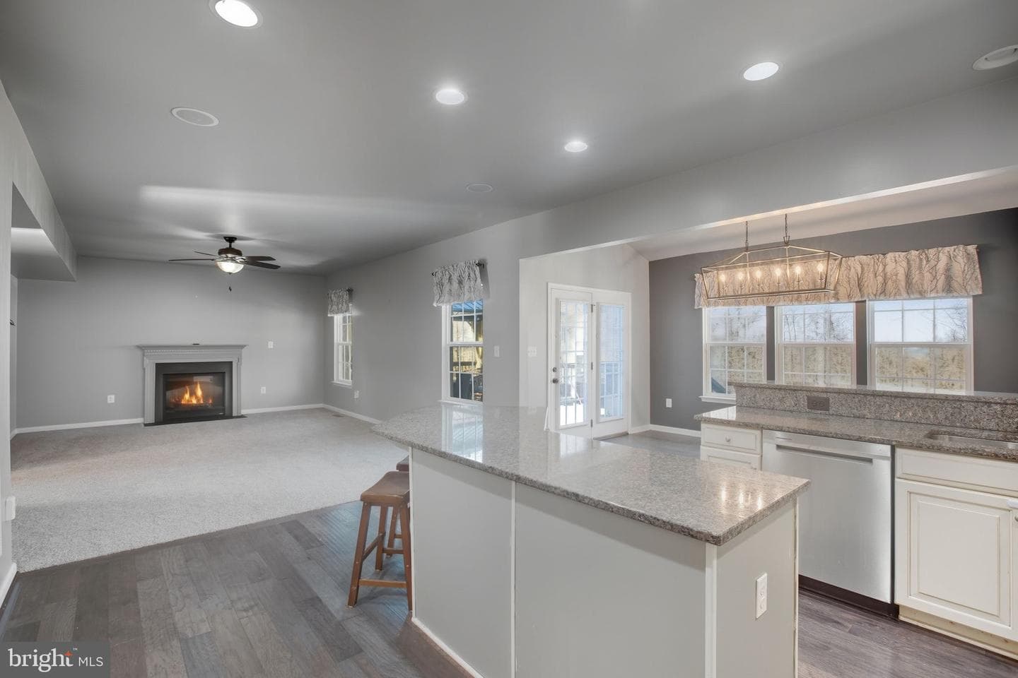 38 Taylors Hill Way photo 6