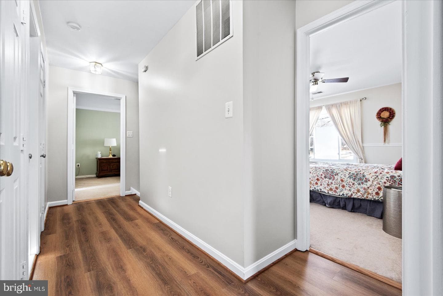 14 Baron Court photo 25