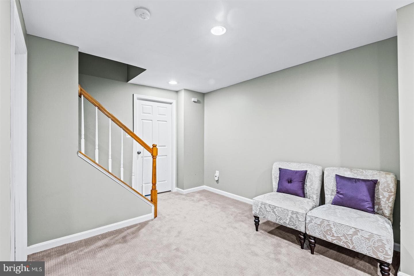 14 Baron Court photo 40