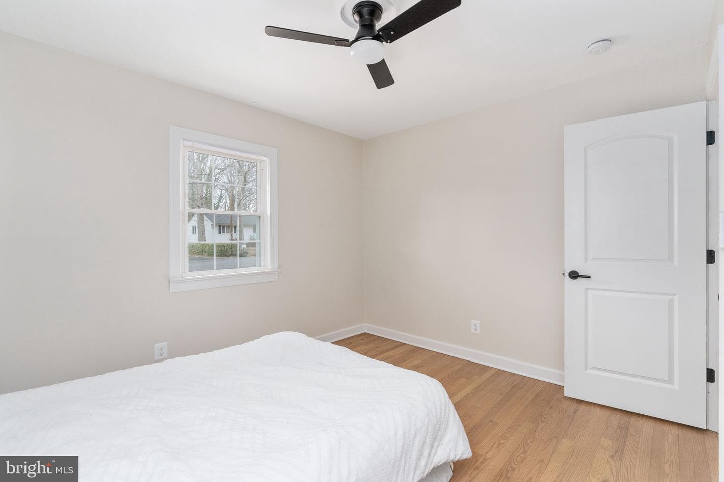 8 Patrick Henry Street photo 17