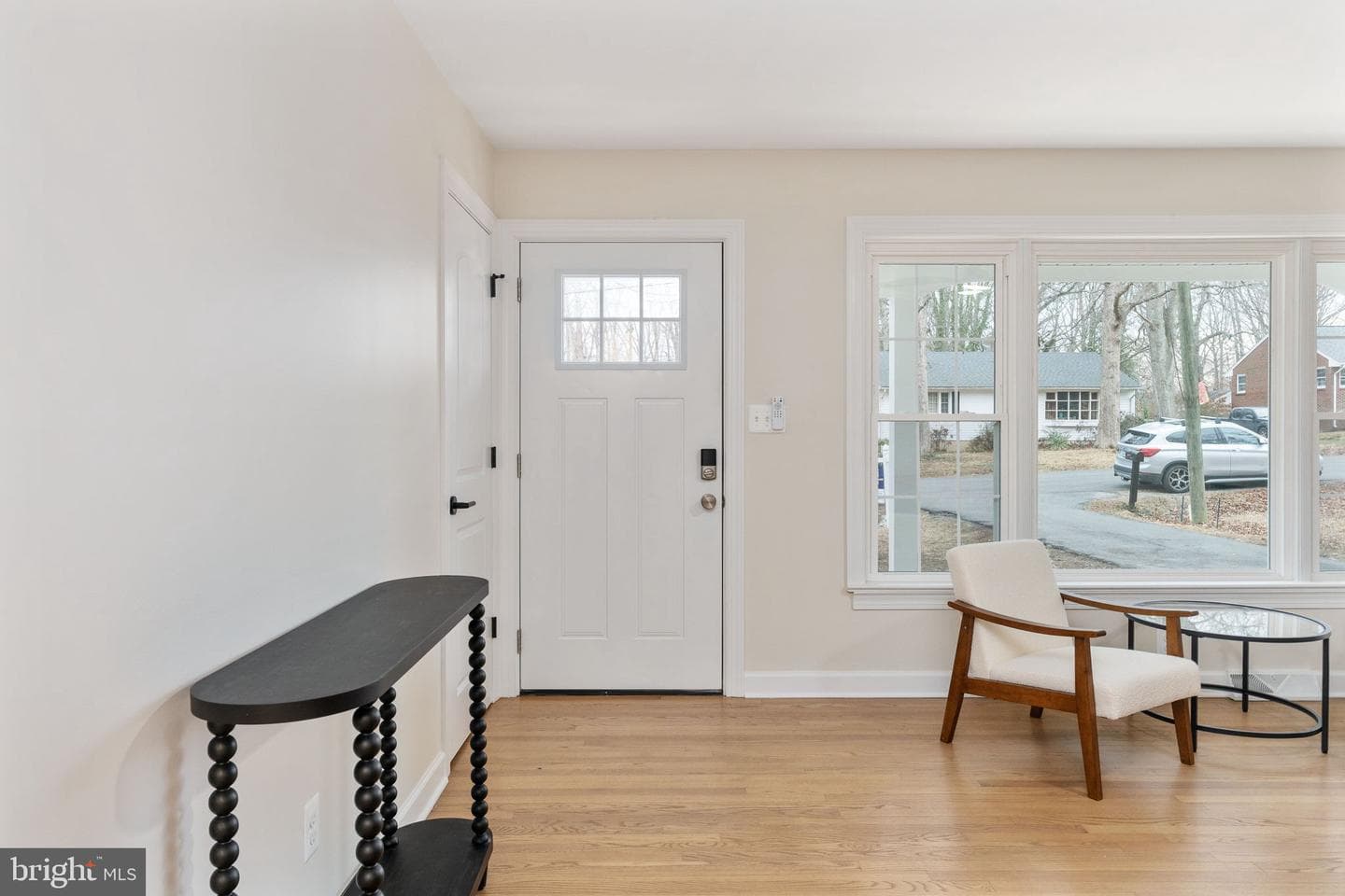 8 Patrick Henry Street photo 2