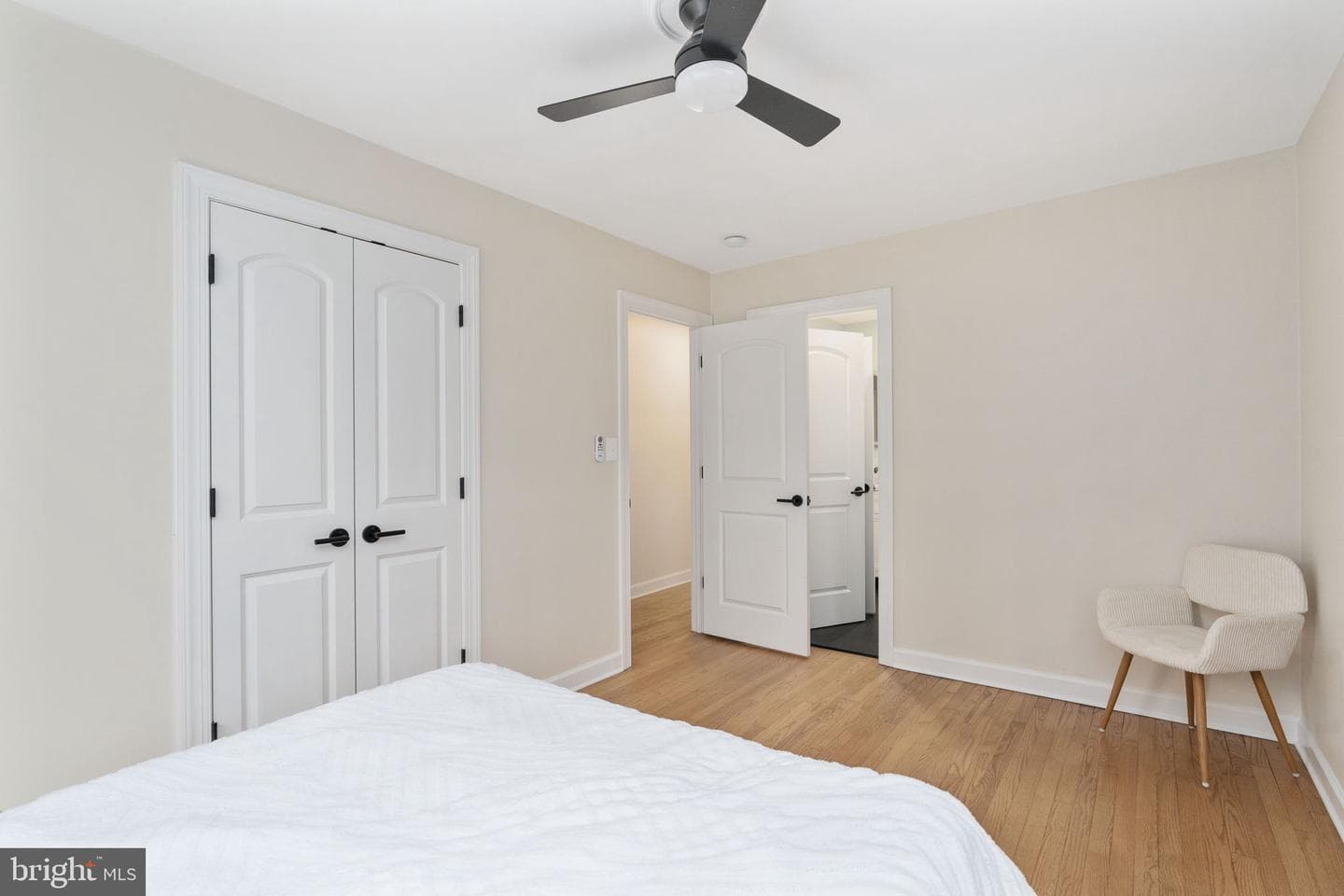8 Patrick Henry Street photo 20