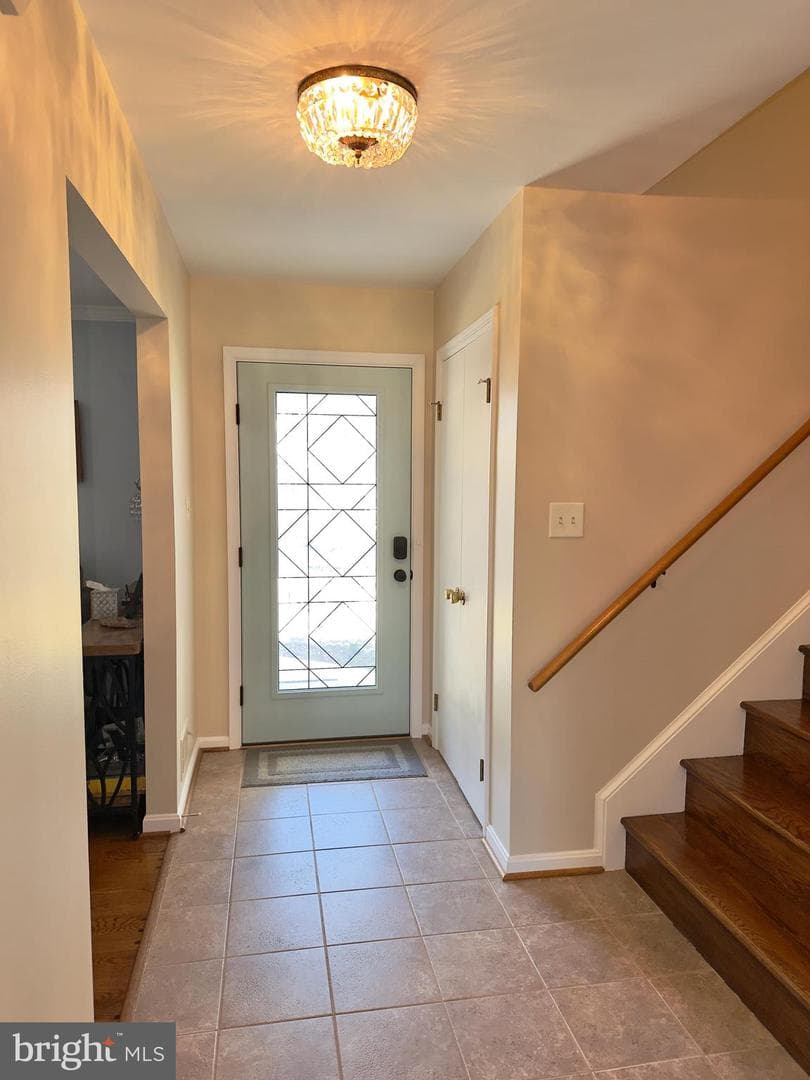 128 Courthouse Road photo 9
