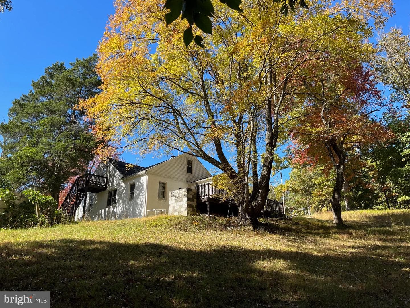 1816 Richmond Highway photo 4