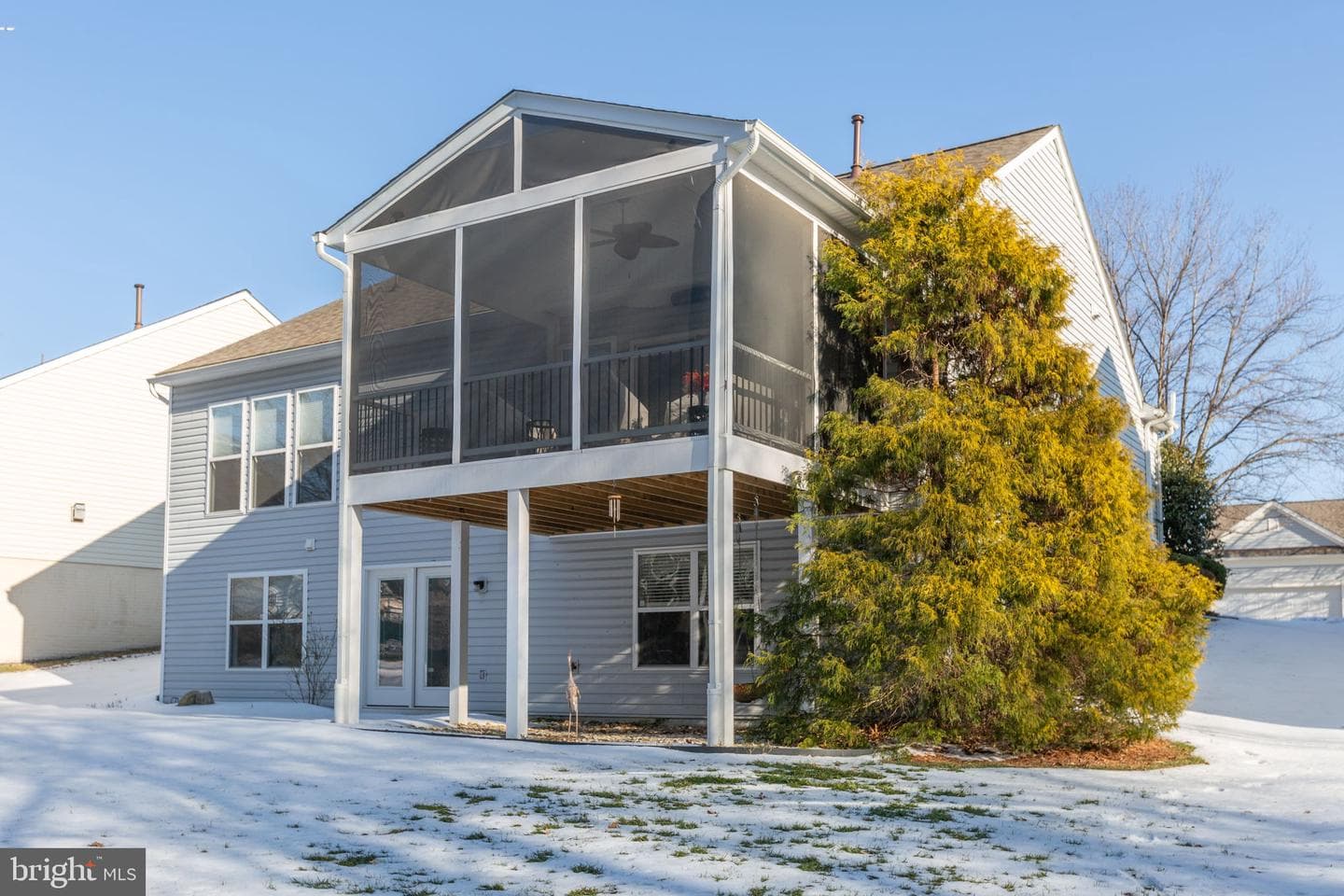 4 Covington Drive photo 2