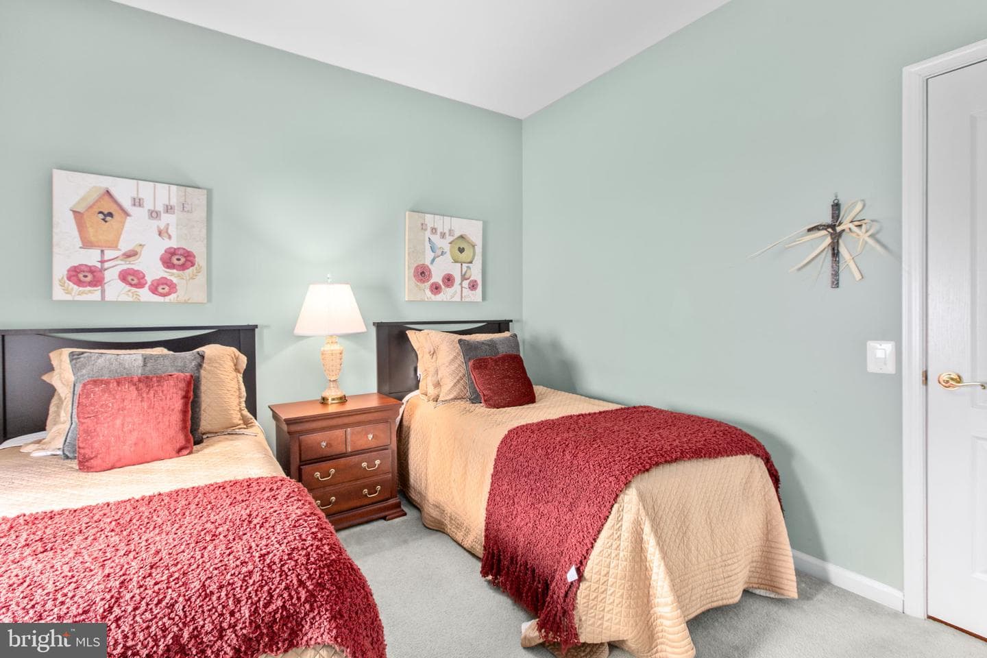 4 Covington Drive photo 25